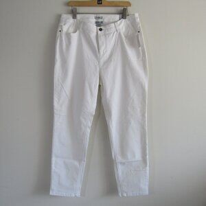 Catherine's Women's Jeans 1X White Skinny Jegging Casual Minimalist Coastal NWT